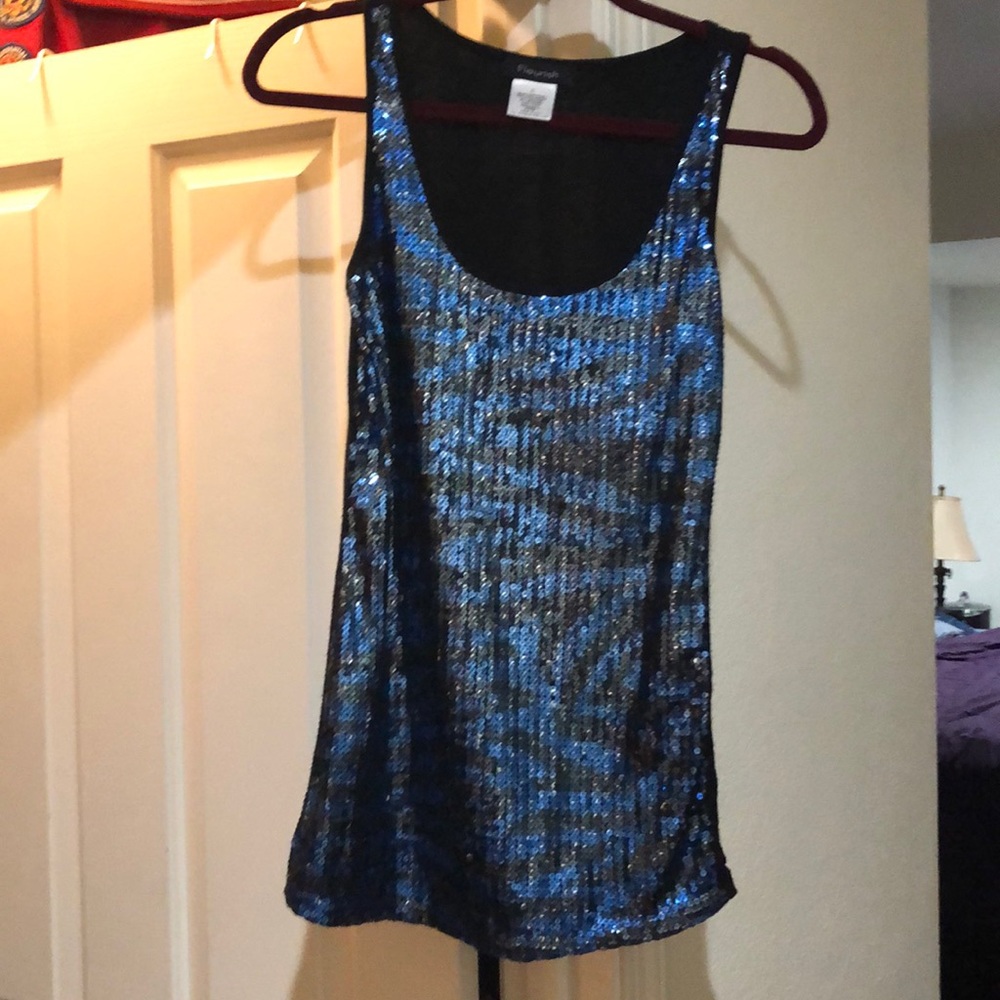 Blue sequin T-shirt